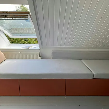 Renovated 1920s Power Station - Near The Sea Casa vacanze