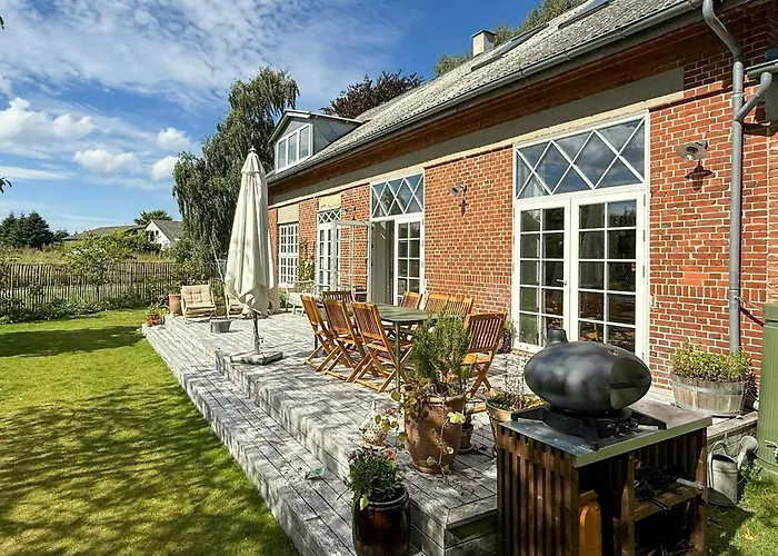 Renovated 1920s Power Station - Near The Sea Bogo By