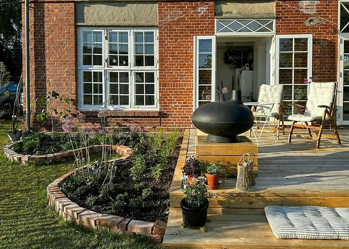 Holiday home Renovated 1920s Power Station - Near The Sea *